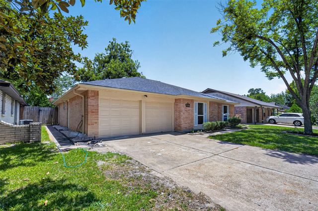 14814 Mcleod Drive, Houston, TX 77060