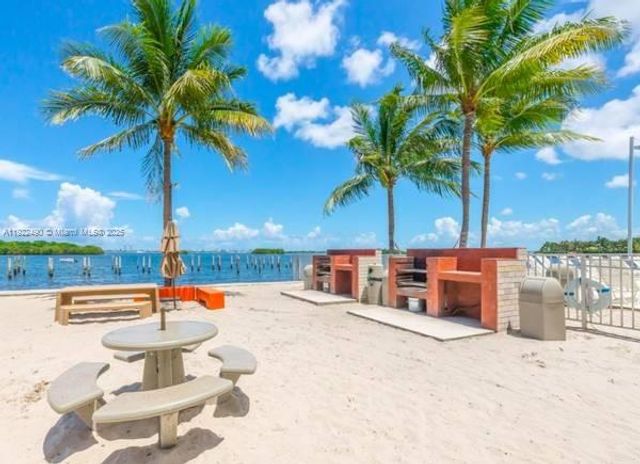 750 NE 64th St B207, Miami, FL 33138