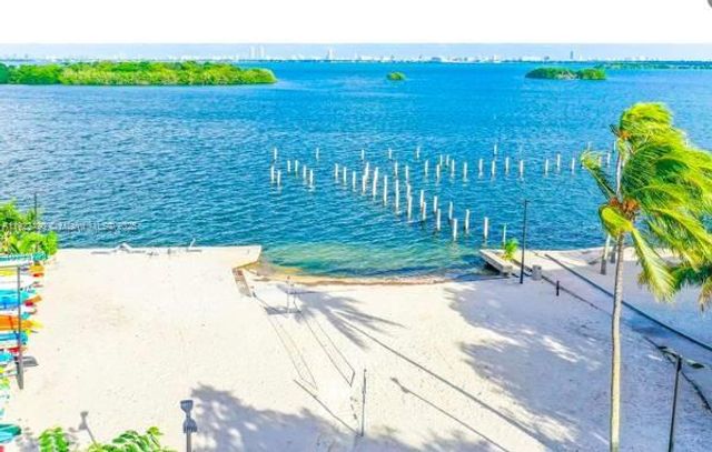 750 NE 64th St B207, Miami, FL 33138