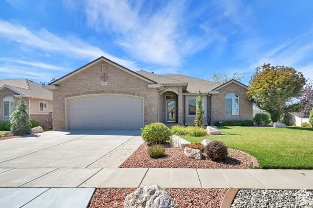 4691 W 4050 S, West Haven, UT 84401
