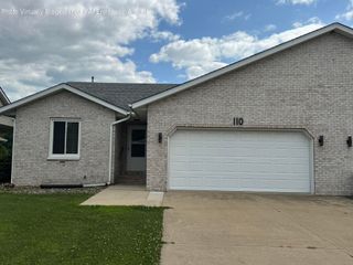 110 Lyn Dee Court, New Carlisle, IN 46552