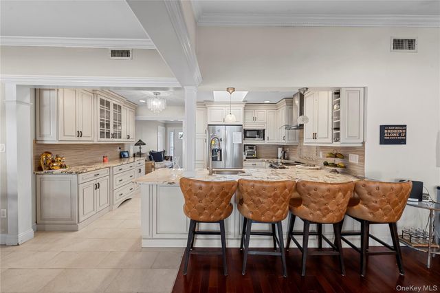 10 Heather Court, Centereach, NY 11720