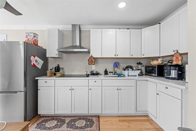 10 Heather Court, Centereach, NY 11720