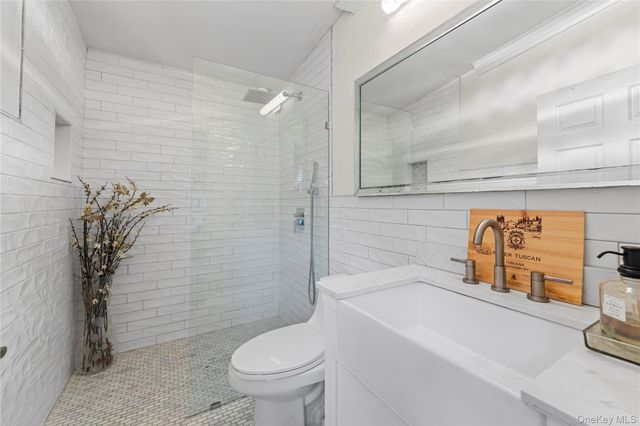 10 Heather Court, Centereach, NY 11720