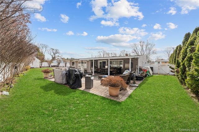 10 Heather Court, Centereach, NY 11720