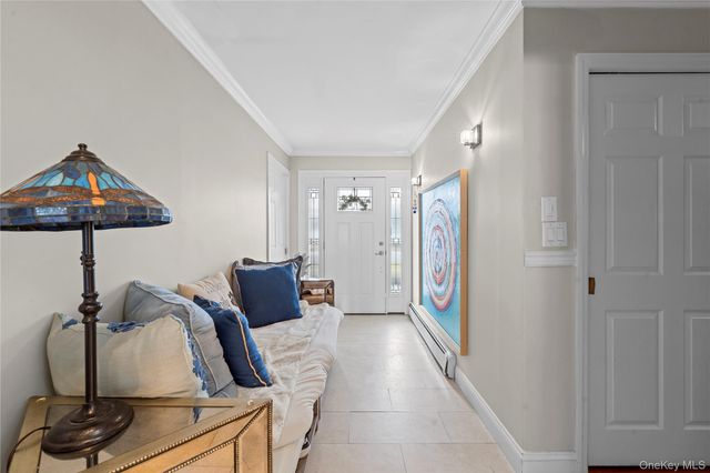 10 Heather Court, Centereach, NY 11720