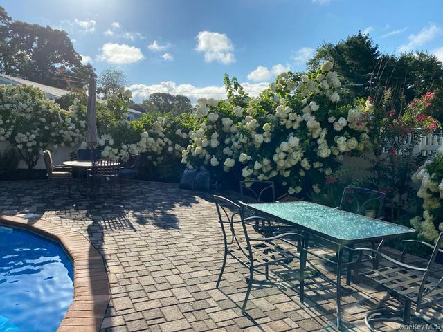 10 Heather Court, Centereach, NY 11720