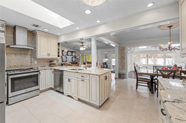 10 Heather Court, Centereach, NY 11720