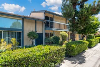 16723 Vanowen Street, Van Nuys (los Angeles), CA 91406
