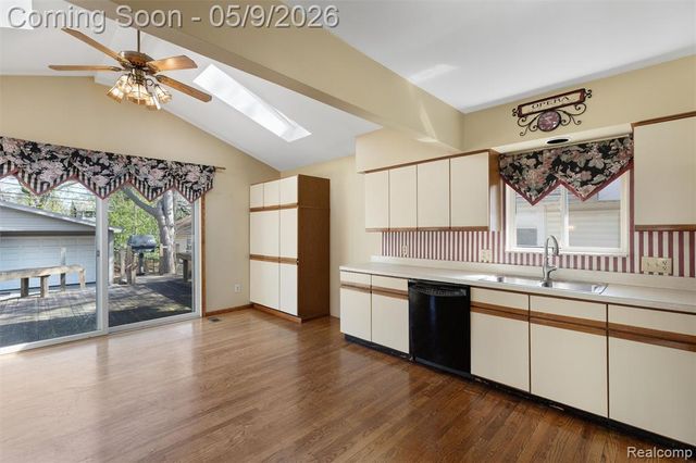 513 Baldwin Avenue, Royal Oak, MI 48067