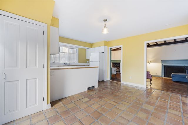 73 Thames Street 1, Newport, RI 02840