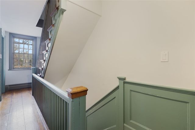 73 Thames Street 1, Newport, RI 02840