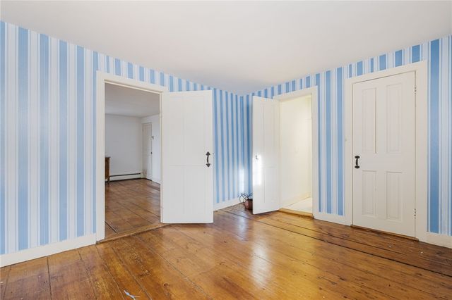 73 Thames Street 1, Newport, RI 02840