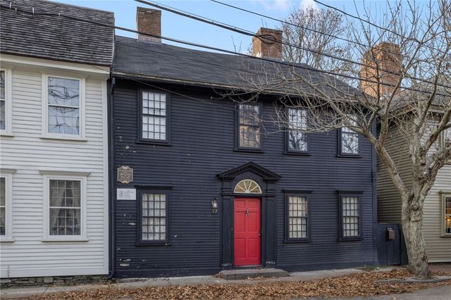 73 Thames Street 1, Newport, RI 02840