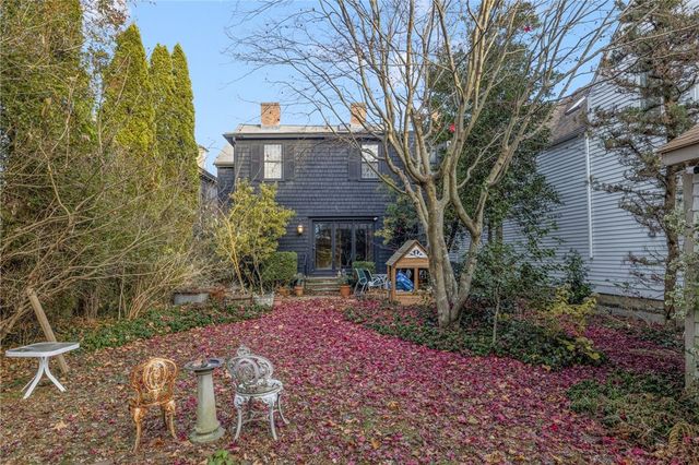 73 Thames Street 1, Newport, RI 02840