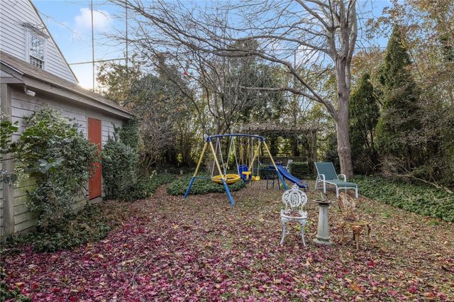 73 Thames Street 1, Newport, RI 02840