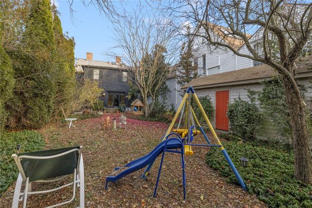 73 Thames Street 1, Newport, RI 02840