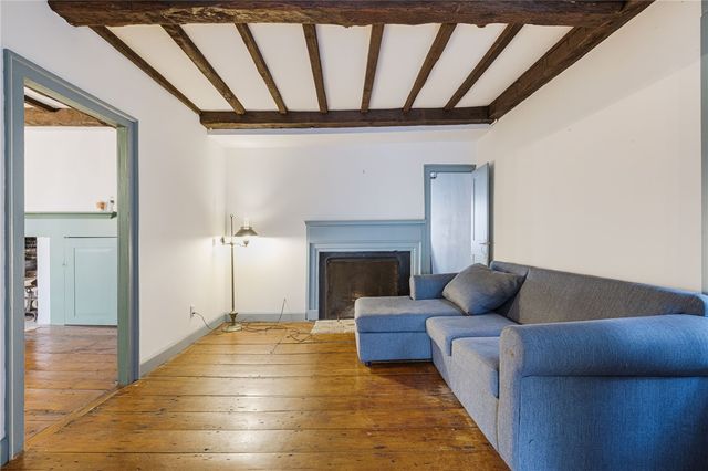 73 Thames Street 1, Newport, RI 02840