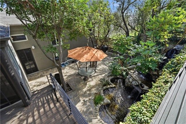 611 Cross Avenue, Los Angeles, CA 90065