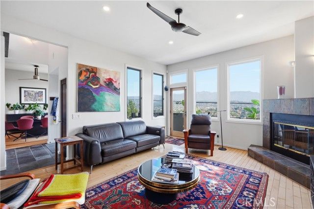 611 Cross Avenue, Los Angeles, CA 90065