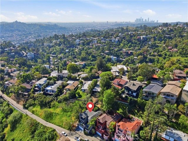 611 Cross Avenue, Los Angeles, CA 90065