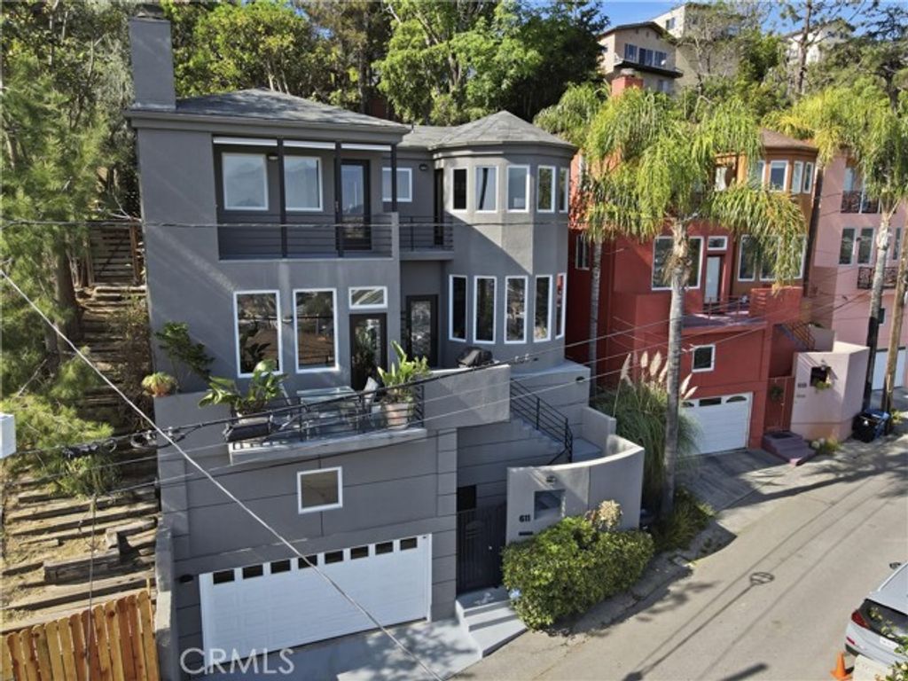 611 Cross Avenue, Los Angeles, CA 90065