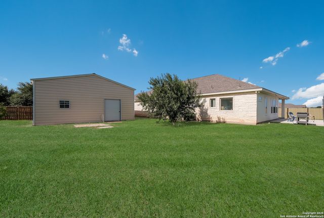 132 West Short Meadow Drive, Lytle, TX 78052
