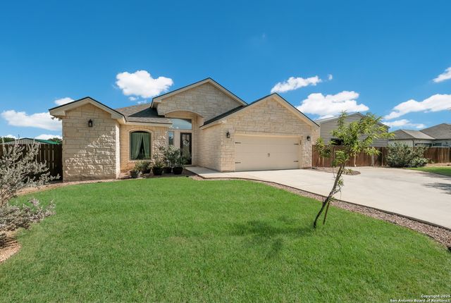 132 West Short Meadow Drive, Lytle, TX 78052