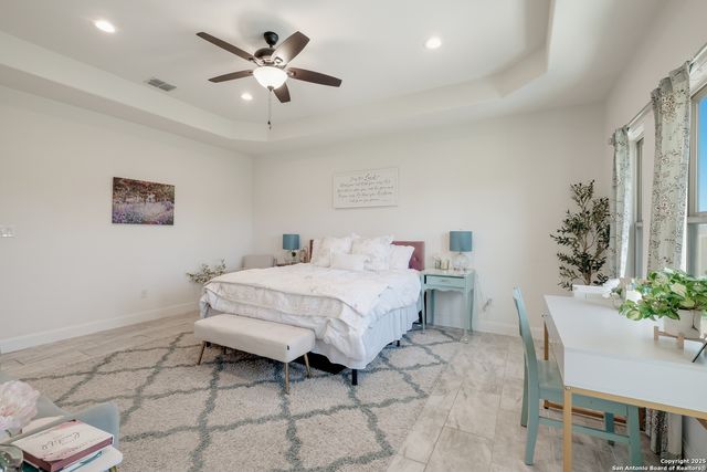 132 West Short Meadow Drive, Lytle, TX 78052