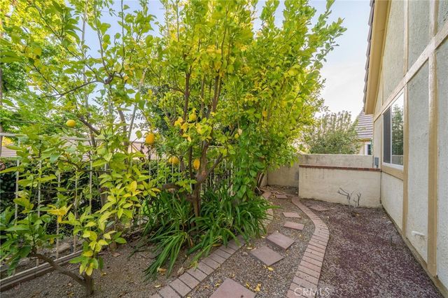 2184 Paris Circle, Upland, CA 91784