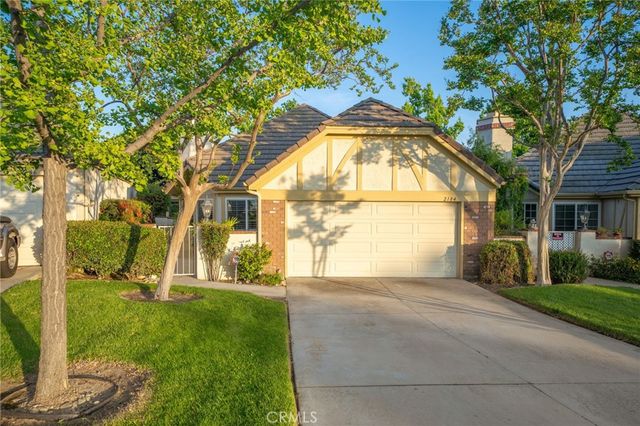 2184 Paris Circle, Upland, CA 91784