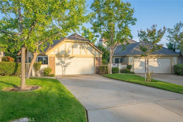 2184 Paris Circle, Upland, CA 91784