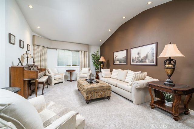 2184 Paris Circle, Upland, CA 91784