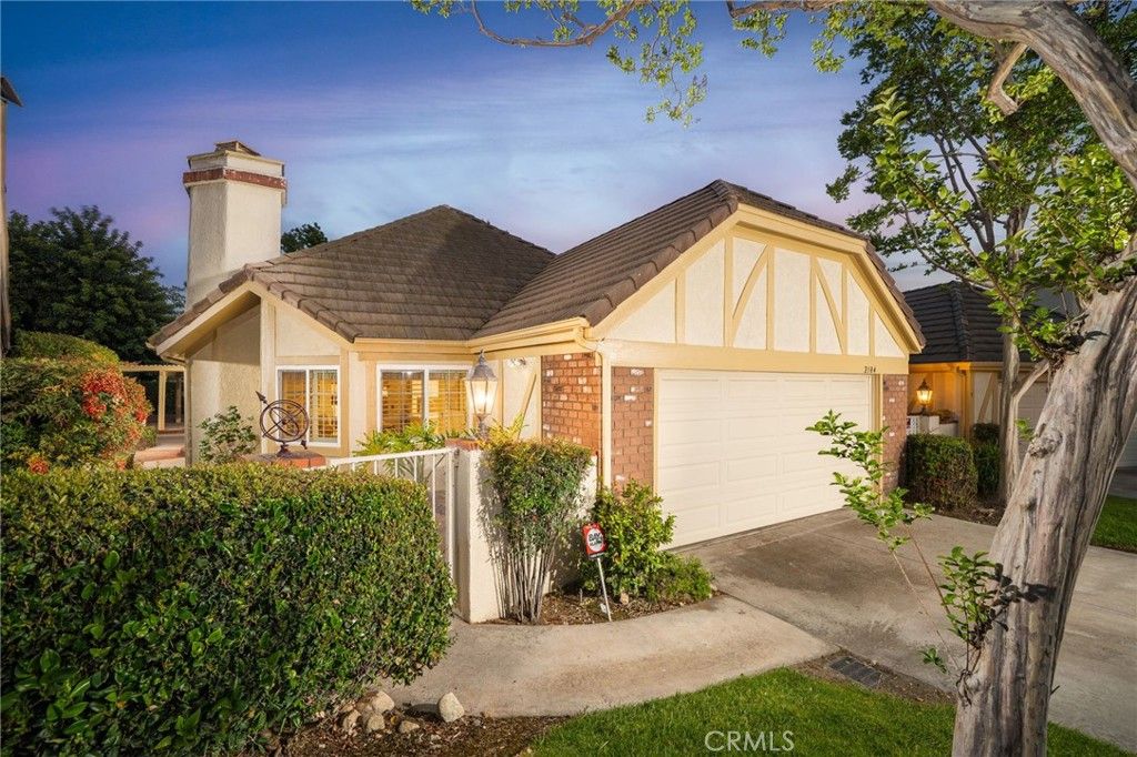 2184 Paris Circle, Upland, CA 91784