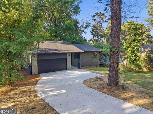 2988 Medina Drive, Jonesboro, GA 30236