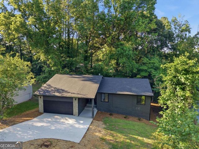 2988 Medina Drive, Jonesboro, GA 30236