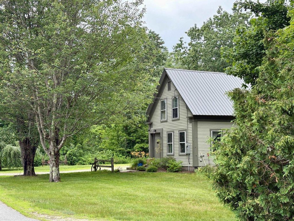18 Cilleyville Road, Andover, NH 03216