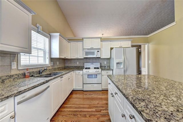1481 Jami Hollow Way, Lawrenceville, GA 30043