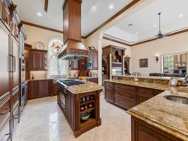 8800 NW 68th Court, Parkland, FL 33067