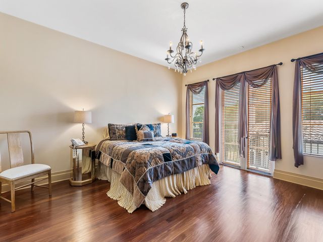 8800 NW 68th Court, Parkland, FL 33067