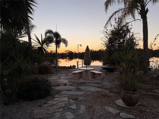 7127 PENINSULAR DRIVE, New Port Richey, FL 34652