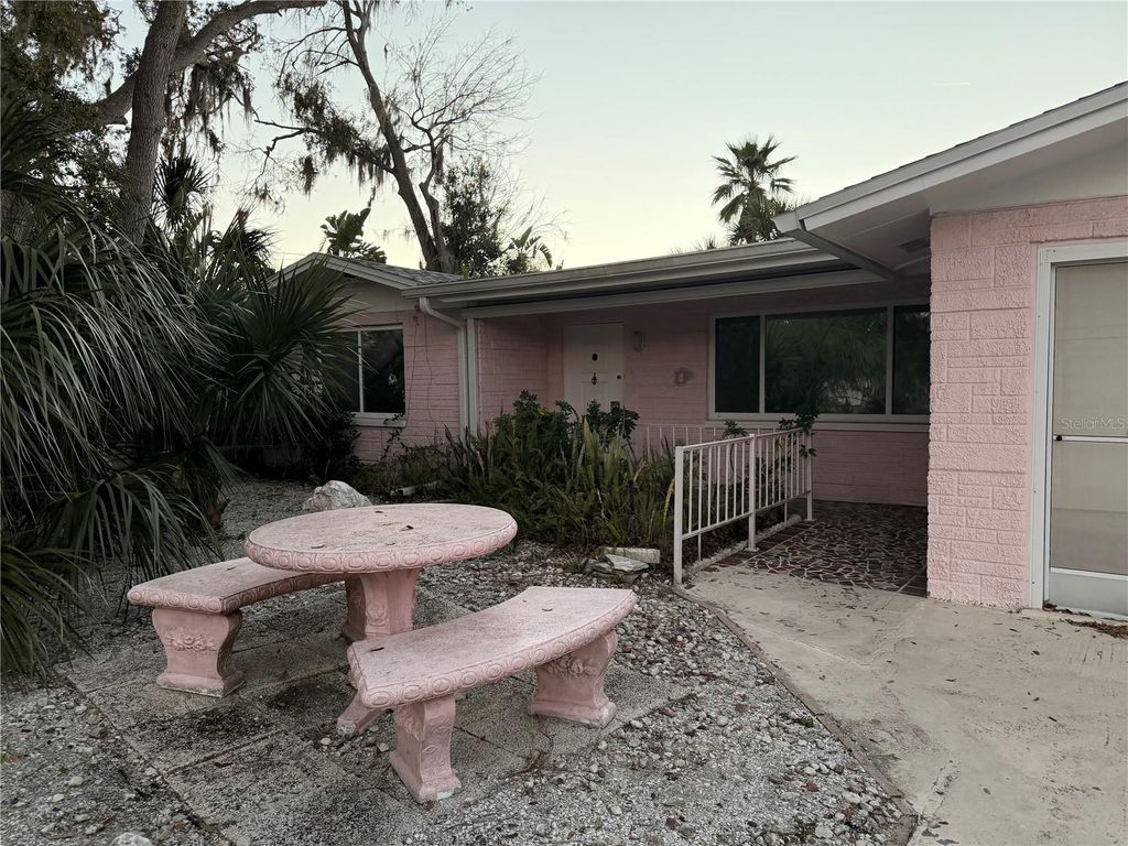 7127 PENINSULAR DRIVE, New Port Richey, FL 34652