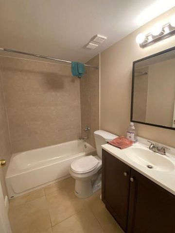 10749 Cleary Boulevard 104, Plantation, FL 33324