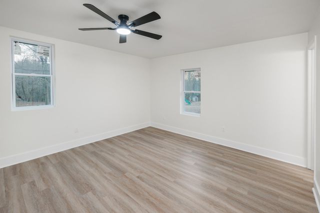 317 Tracy Court, Wellford, SC 29385