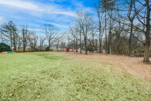 317 Tracy Court, Wellford, SC 29385