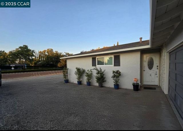 4340 Balfour Rd, Brentwood, CA 94513