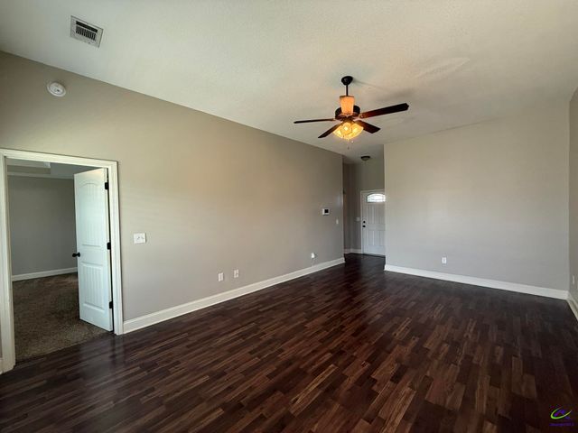 212 Winsted Court, Perry, GA 31069