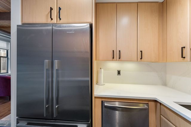 9 West Broadway 316, Boston, MA 02127