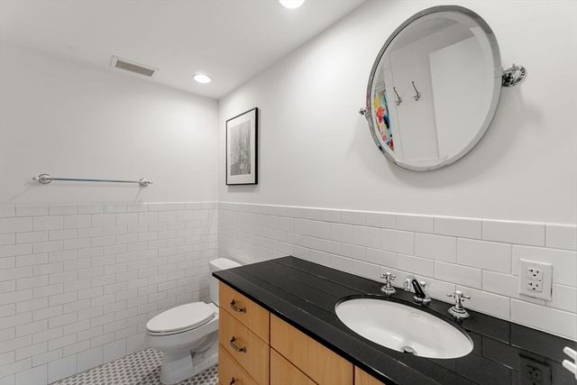 9 West Broadway 316, Boston, MA 02127