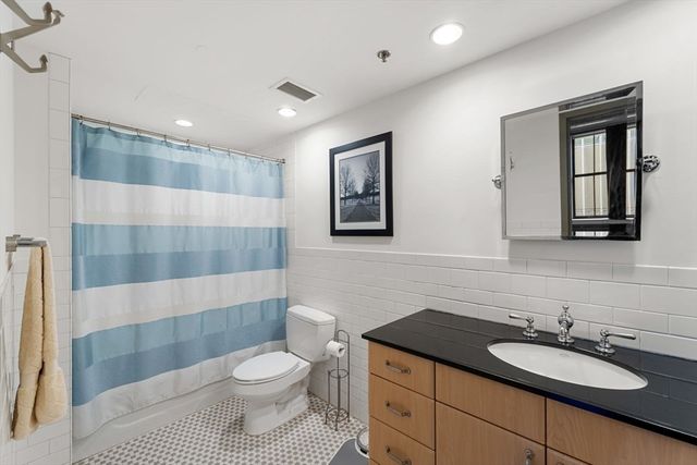 9 West Broadway 316, Boston, MA 02127